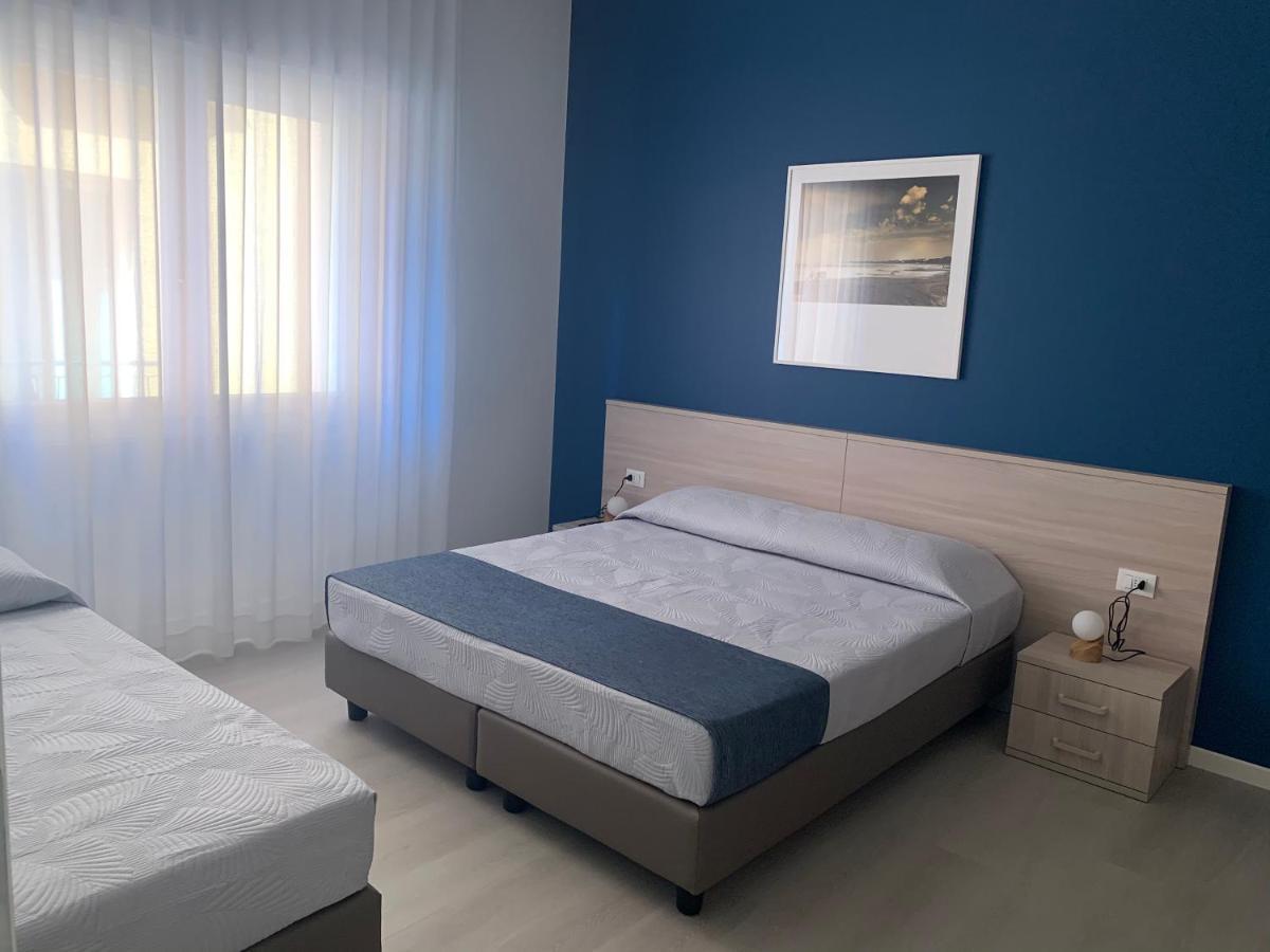 Mar60 Apartments Caorle Exteriör bild