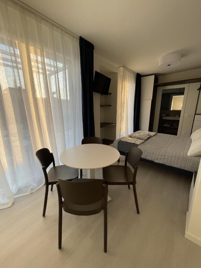 Mar60 Apartments Caorle Exteriör bild